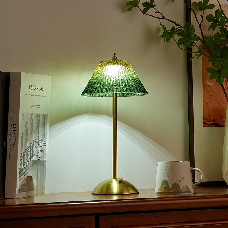 Lámpara de Mesa de Cristal Pli - Wedding Led reseña y precio
