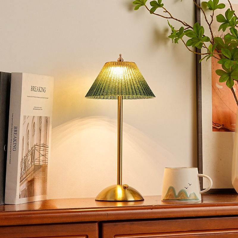 Lámpara de Mesa de Cristal Pli - Wedding Led reseña y precio