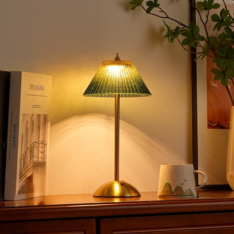 Lámpara de Mesa de Cristal Pli - Wedding Led reseña y precio